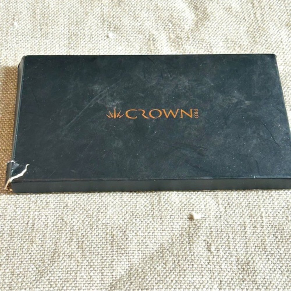 Crown Pro Eyeshadow Palette 10 Colors Fuego Collection/ Warm Tones- NIB - Picture 6 of 8